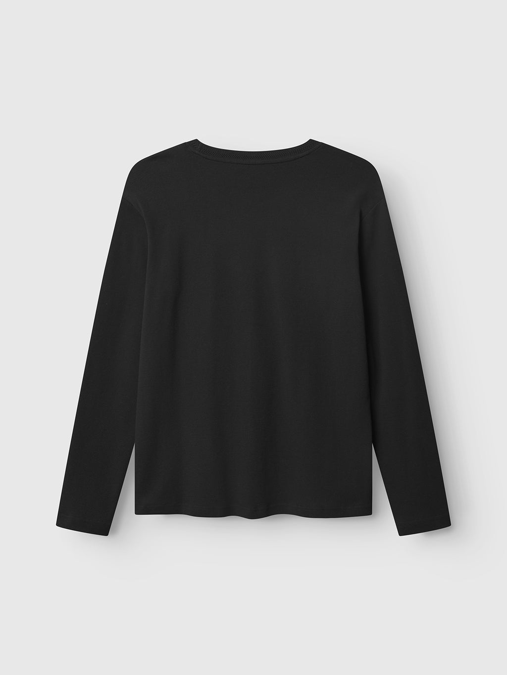 The Gabba Dune Brush LS - Black is shown from the back on a light gray background, featuring a plain, long-sleeved design with no visible logos or patterns—an essential piece for any modern wardrobe.