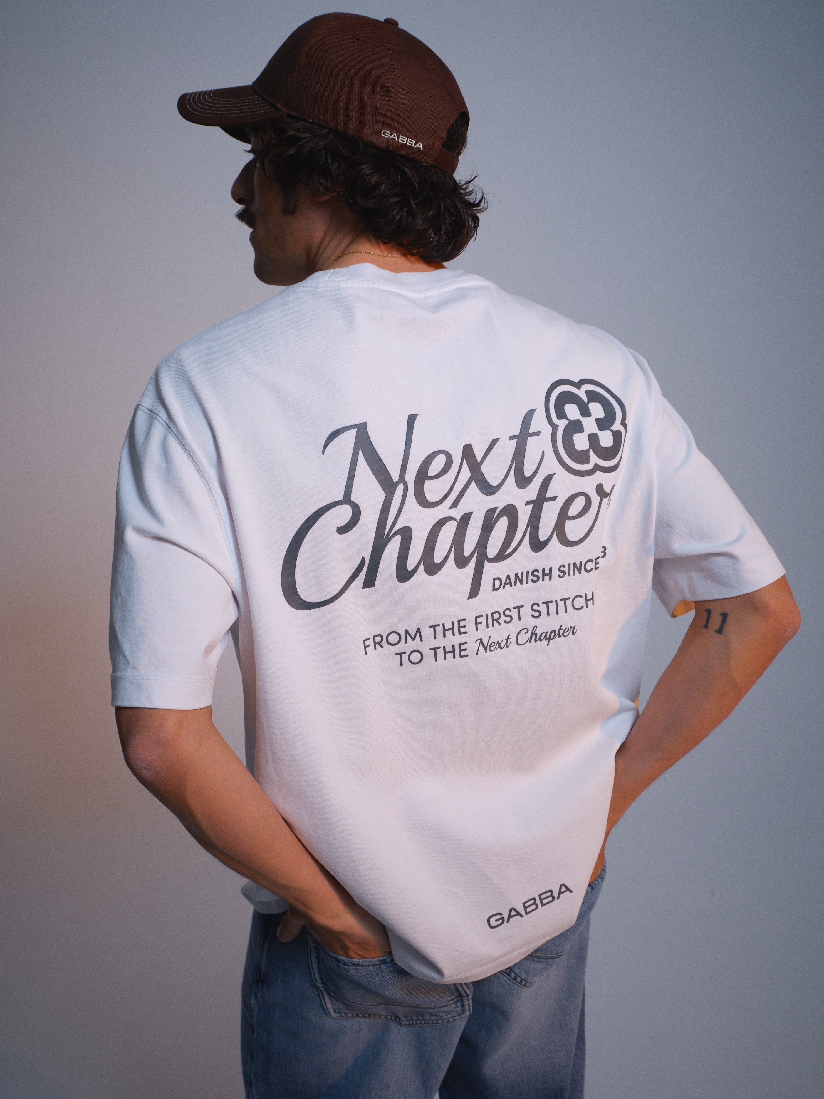 GABlegin Wix Chap Boxy Hour SS T-Shirt - White – Gabba