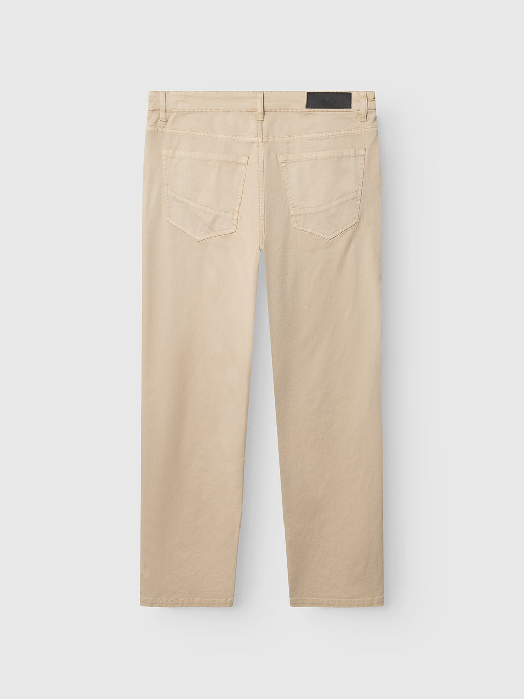 Gabba GABmarc 5poc Marlo - Birch: beige straight-leg, regular-fit jeans shown from the back with two rear pockets and a black rectangular waistband label—versatile for everyday wear.