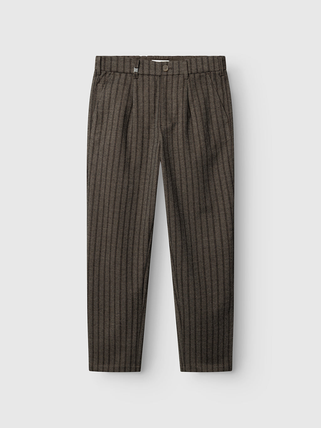 The GABnapoli 19 Zapies Pant in Brown Slate by Gabba features vertical dark brown pinstripes on a wool-look stripe stretch fabric for enhanced comfort. These regular straight fit trousers are designed with front pleats, belt loops, side pockets, and a button closure, and are presented flat on a white background.