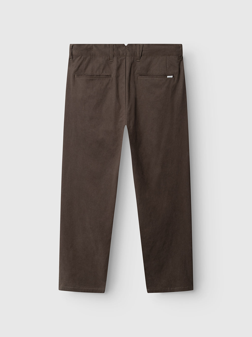 Back view of brown GABfirenze Bolu Cropped TENCEL ™ Pant in a relaxed fit with two back pockets.